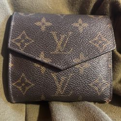 Vintage Victorine Wallet