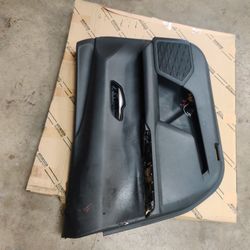 Lexus 19 ux200 driver door panel