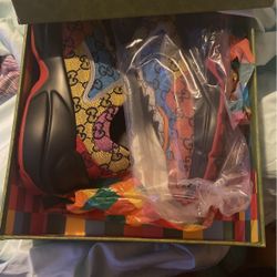 Size 7M Gucci Gg Rainbow  