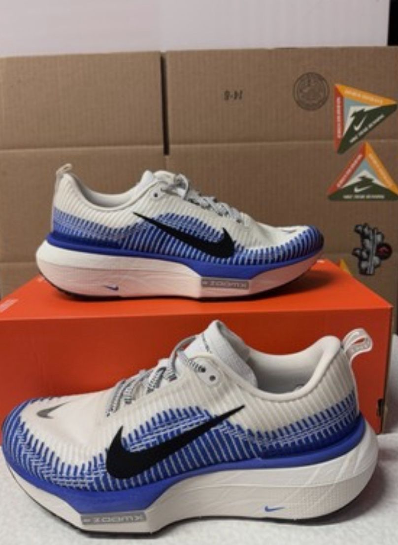 Nike Invincible Run 4 Size 10 UNRELEASED BRAND NEW