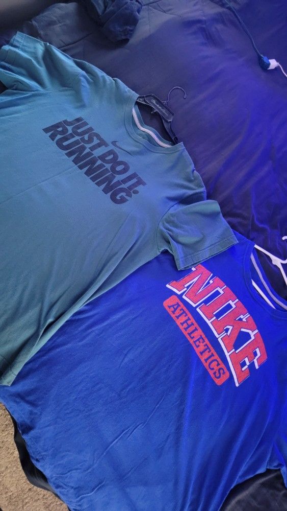 Nike T Shirts