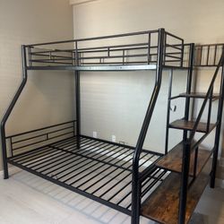 Twin/full Bunk bed Like New 