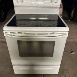Kenmore Electric Stove White