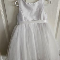 White Flower Girl Dress Size 4