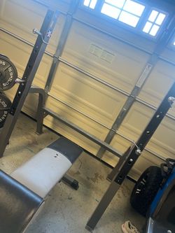 Half rack with bench