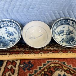 Vintage Chinese Blue & White Porcelain Bowls