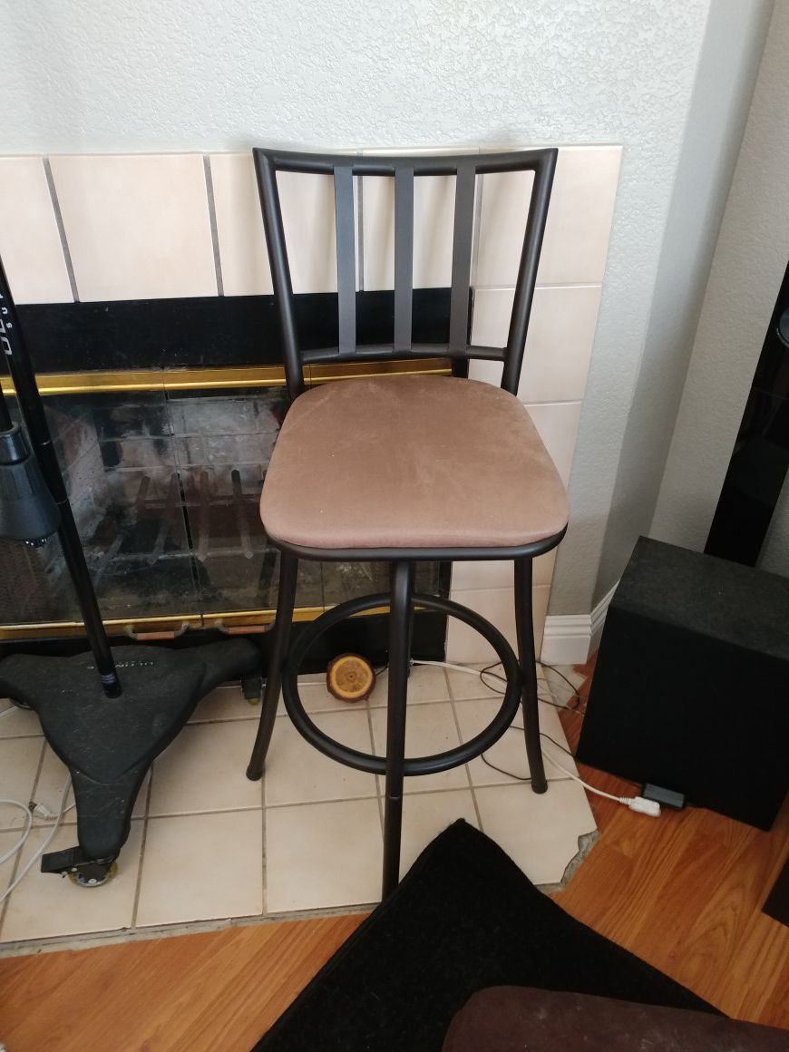 Two FREE High Chairs