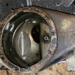 Toyota Truck 4WD Rear Axle Housing / Tube and Axle Shafts