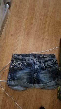 great con, miss me jeans pet smke free hme