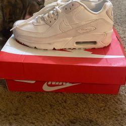 Nike Air Max All White Size 4y