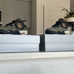 Undefeated Jordan 4s 
