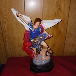 New 13 " H  Ceramic MICHAEL ANGELO ARCHANGEL $20