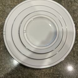 China 3 Piece Set- Kate Spade Noel Alabaster