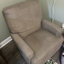 Recliner / Rocker