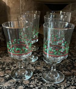 (6) Pfaltzgraff Winterberry Christmas Goblets
