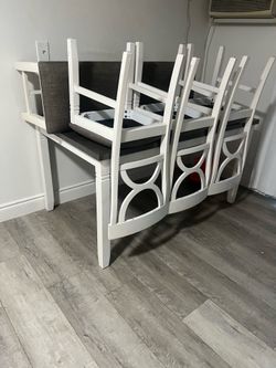 Kitchen table