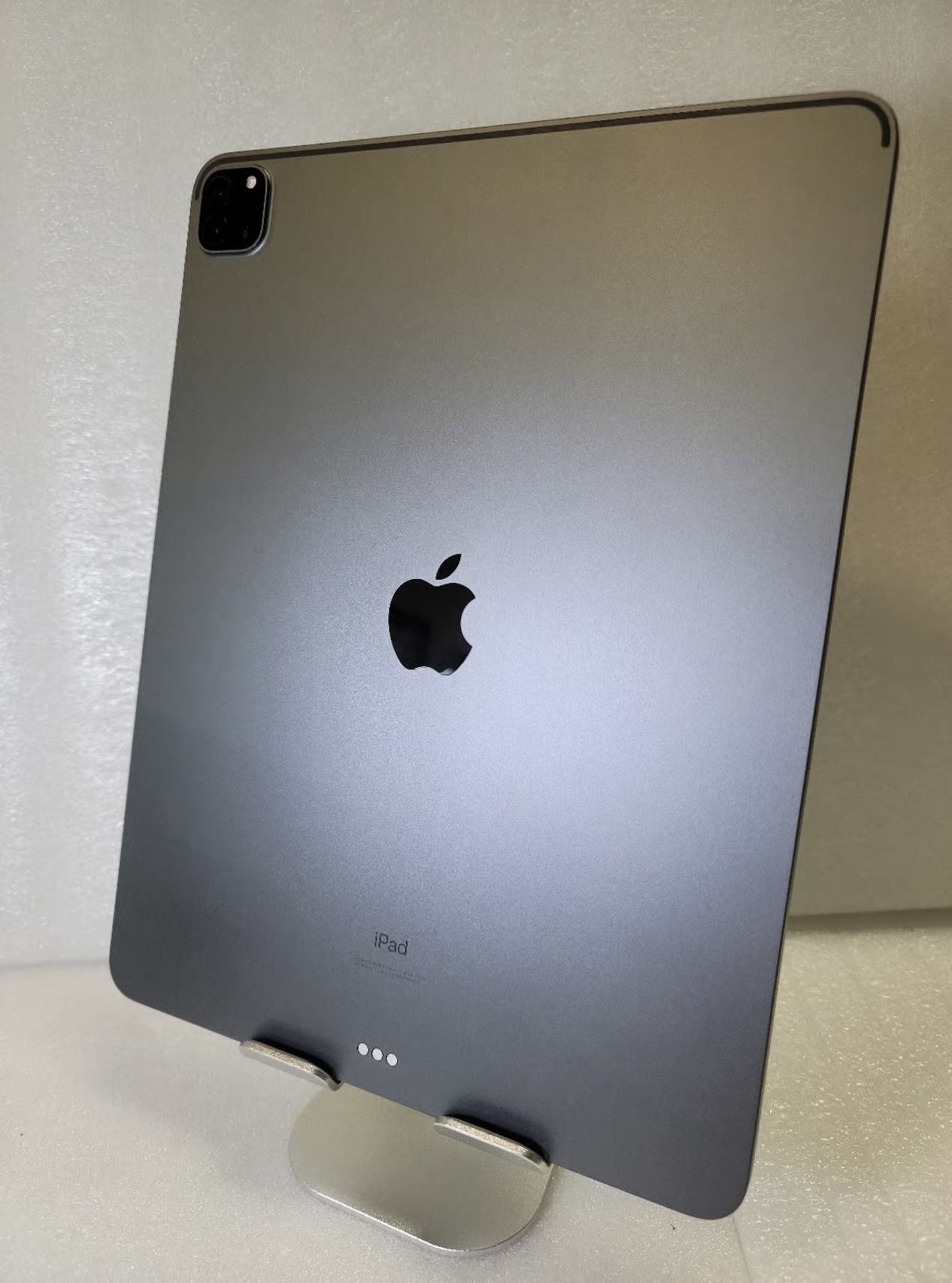 Apple iPad Pro 5th Gen, 12.9", WiFi, 128GB, Space Gray