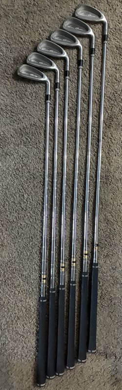 Cleveland Tour Action Iron Set