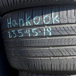 1x Used Tire Hankook 235/45/19🛞