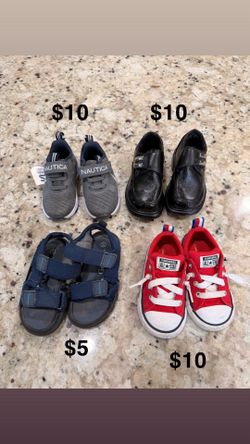 Boys shoes 5c