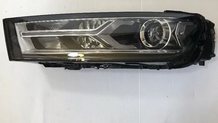 2017 2018 2019 Audi Q7 left Driver Side Headlight