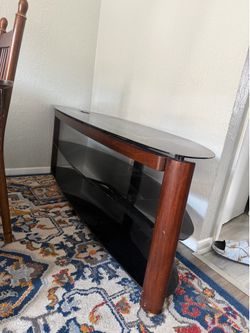 Tv stand