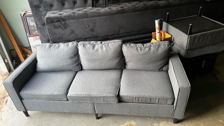 Couch (w/ Footrest)