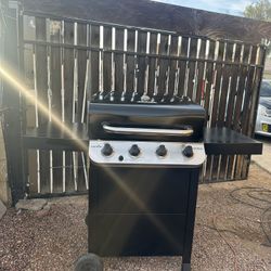 Char Broil Has Grill