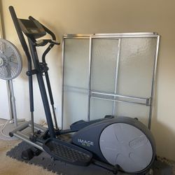 Exercise Equipment Elliptical Battery Operated With Work Out Guide $20 Works Great I Lost 80lbs