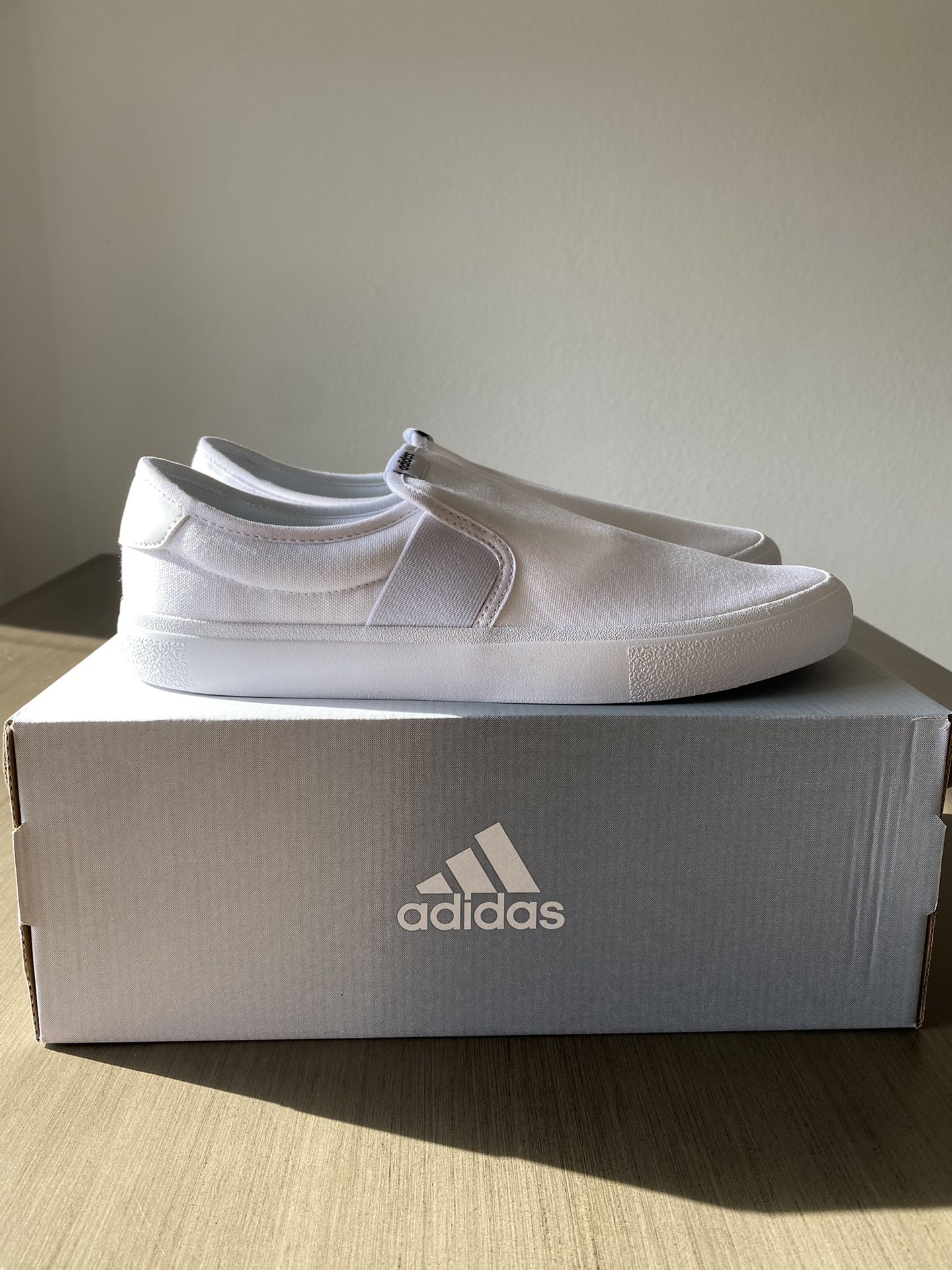 Men's Adidas Slip On Shoes Slip On Various Sizes Available: