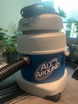 Shop vacuum