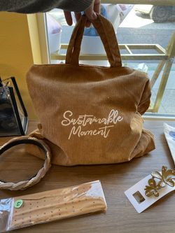 Aesthetic November Vibes  Purse Tote Bag With Zipper