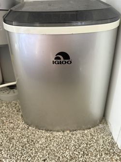 Igloo Ice Maker