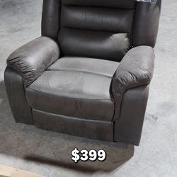 Recliners In Stock