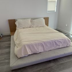 Queen Size Bed 