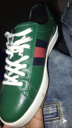 Gucci men snake sneakers size 9