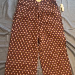 Woman’s Wide Legged Pants / Plazzos 