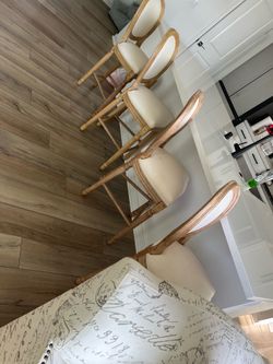 Four barstools in great condition