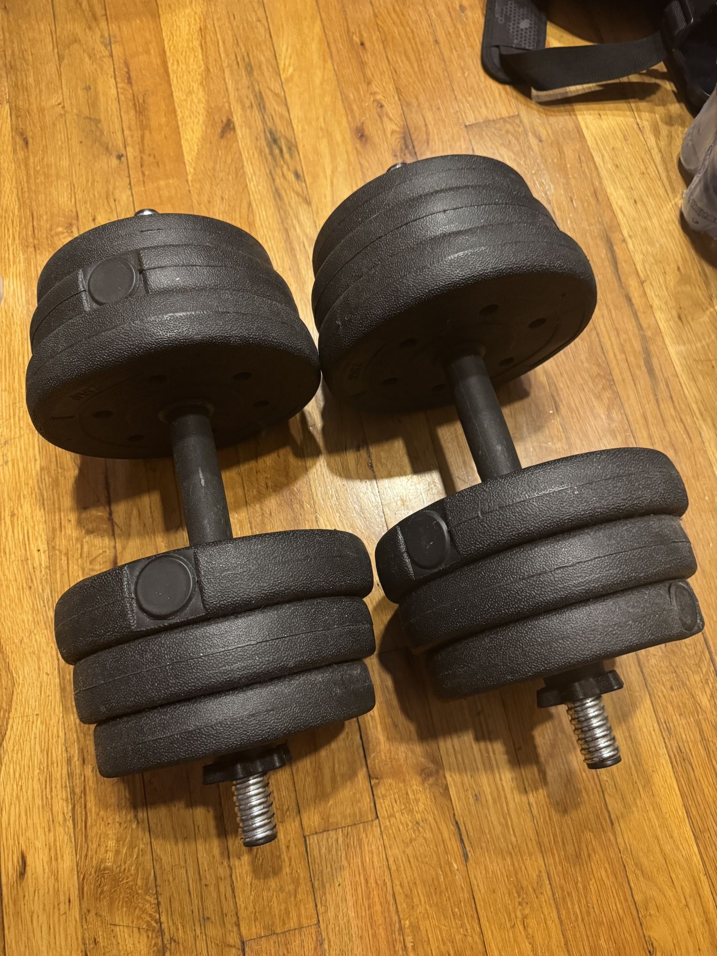 Dumbbell Set 66 Pounds