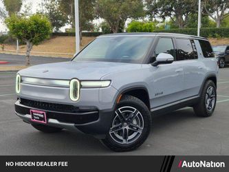 2025 Rivian R1S