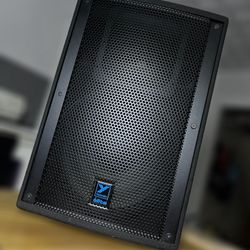 Yorkville Passive Series E15 Loudspeaker Cabinet