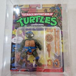 Tmnt 2023 Leonardo With Storage Shell With Clear Protective Display Case 