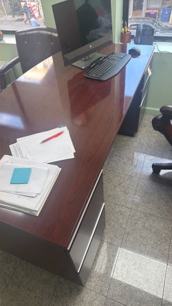 Executive table