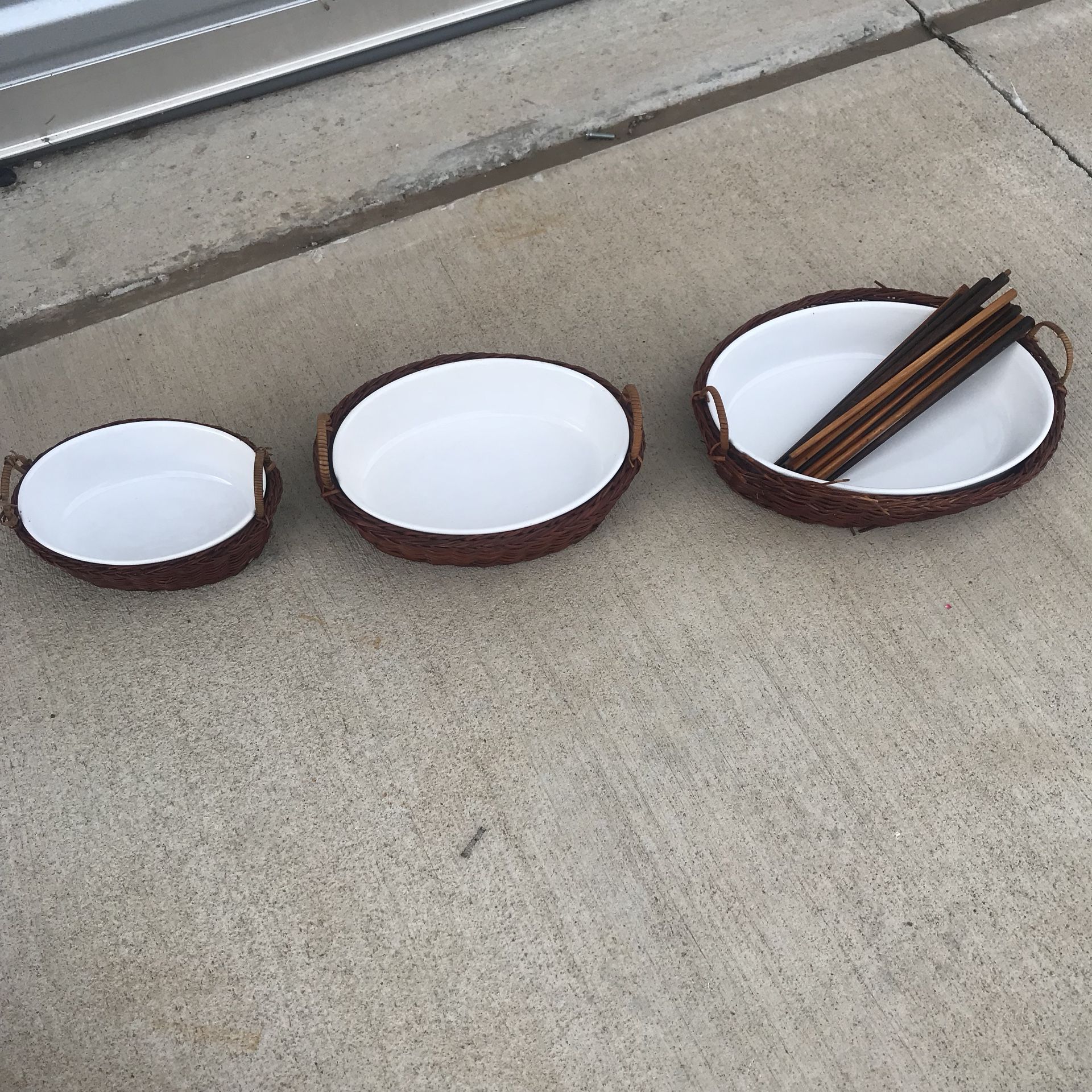 Bowls & Chopsticks