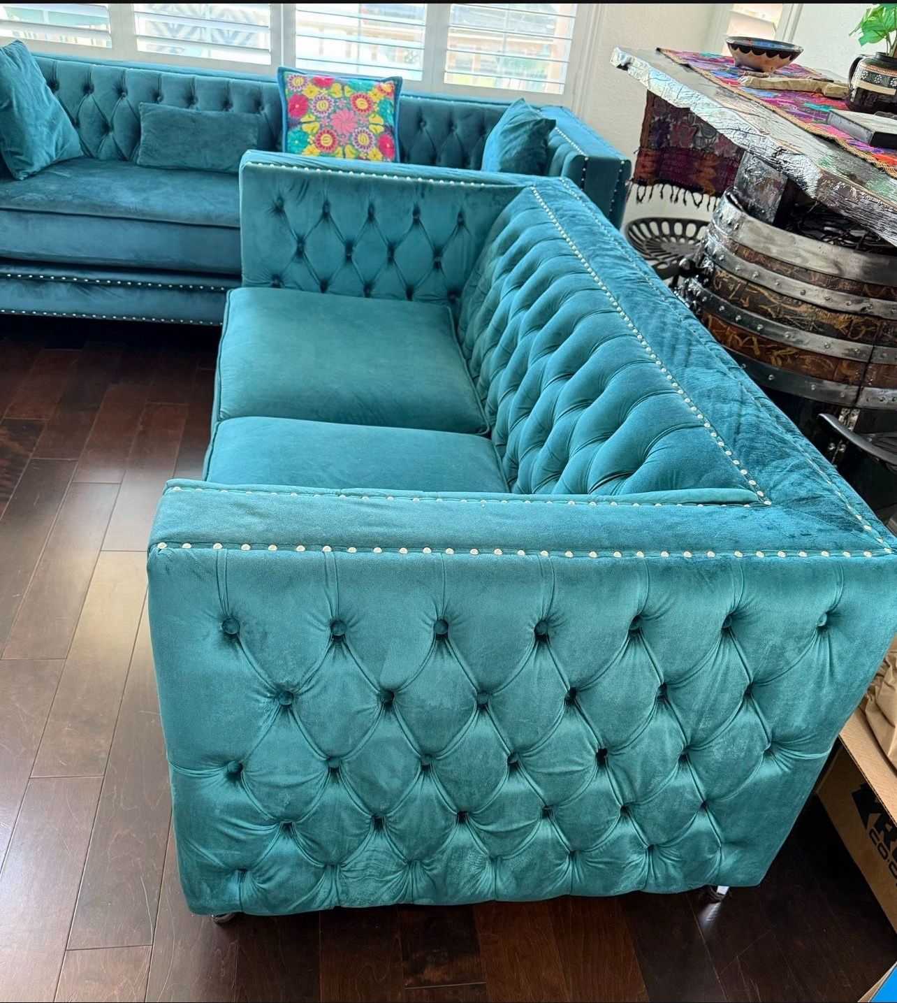 Sofa And Love Seat Set / Couch Set
