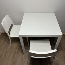 Ikea Table And Chairs