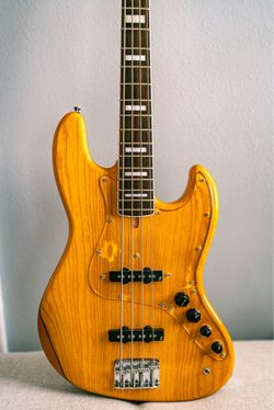 Atelier Z DAL-4 Bass – Natural wood w/ Upgraded Trickfish EQ & Soft Case