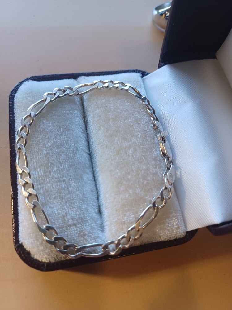 Vintage Milor Italian Silver Figaro Link Bracelet 7.5"