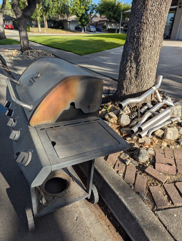 Scrap Metal Free Available 