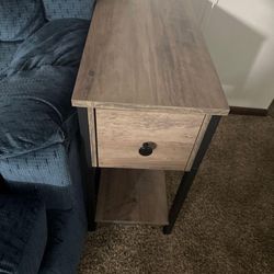 Tv , Tv Stand And 2 End Tables For Sale 